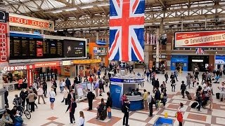 A Walk Through The London Victoria Station London England [upl. by Haddad]